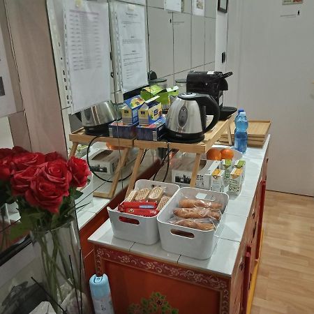 Floris Guest House มิลาน ภายนอก รูปภาพ